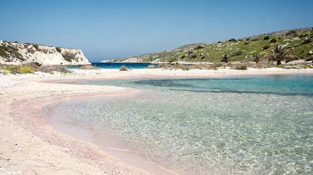 Elafonissi Beach: The Truth About the Pink Sand