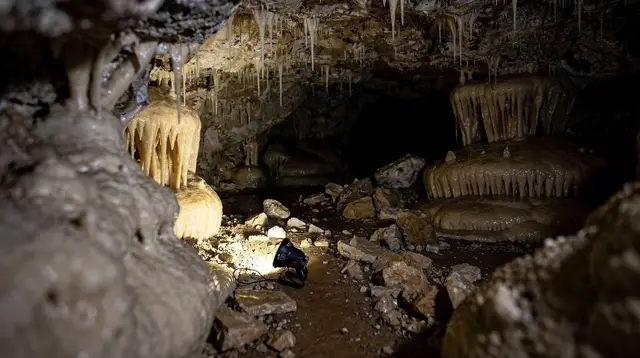 Melidoni Cave: What to Know Before You Go Down