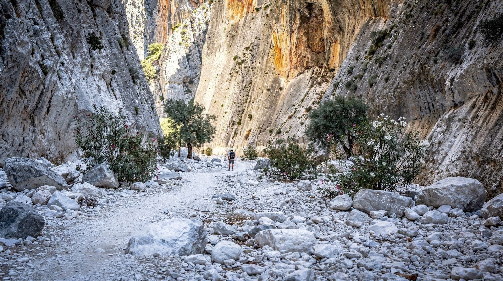 La garganta de Sarakina en un día: ¿merece el desvío?