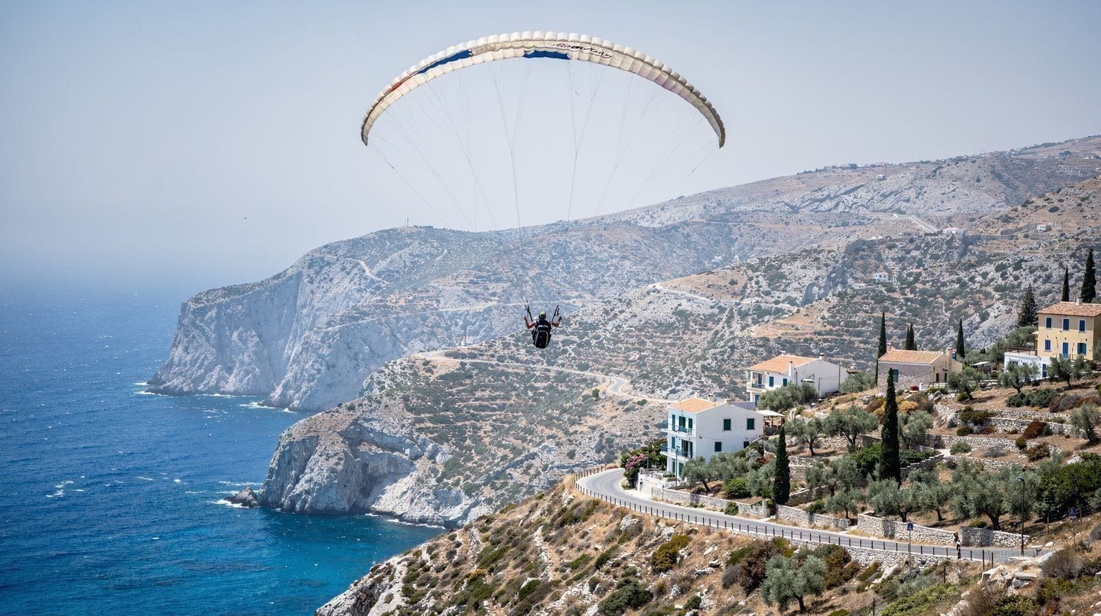Vuelos panorámicos y parapente sobre Creta